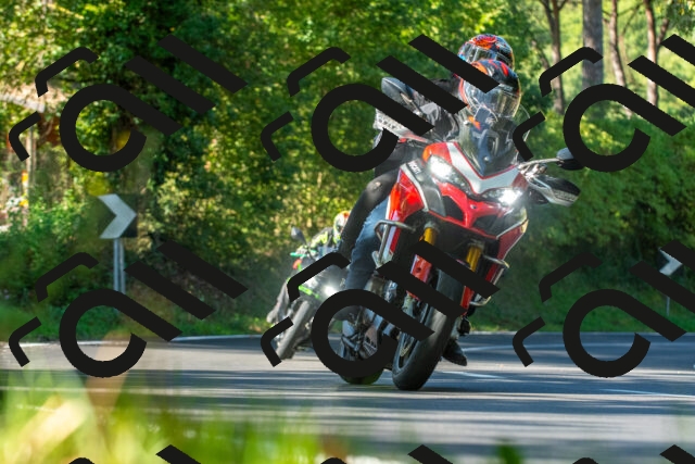 20250928102658_-R028189_r2