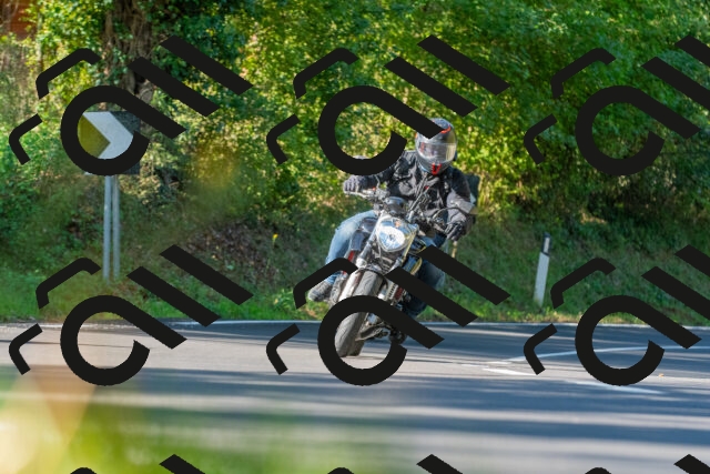 20250928102917_-R028228_r2