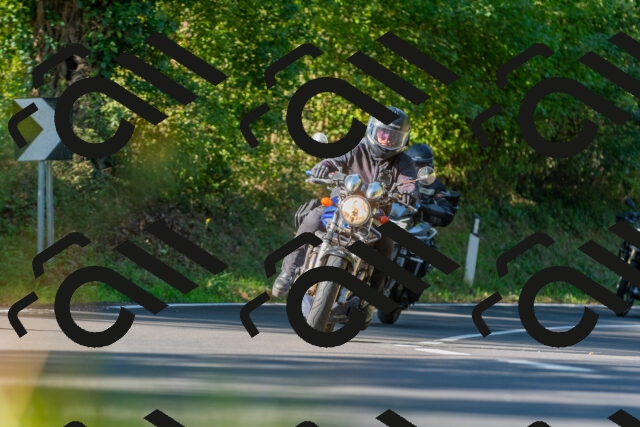 20250928102926_-R028233_r2