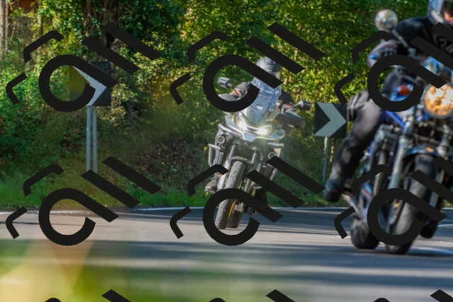 20250928102927_-R028235_r2