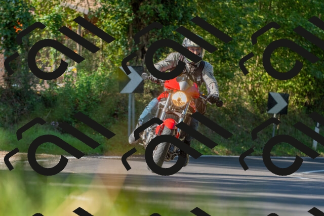 20250928102934_-R028240_r2