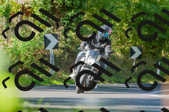 20250928110004_-R028539_r2