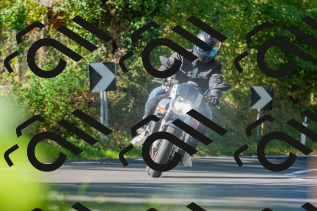 20250928110004_-R028540_r2