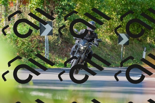 20250928110007_-R028542_r2