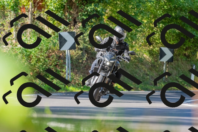 20250928110007_-R028543_r2