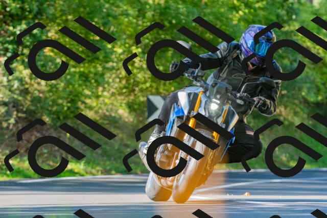 20250928110117_-R028548_r2