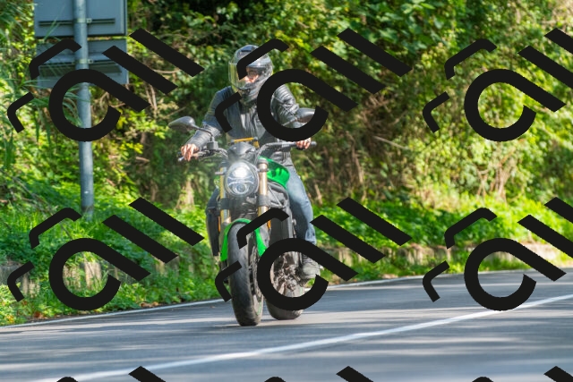 20250928110241_-R028557_r2