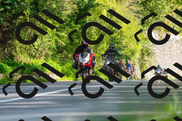 20250928110443_-R028582_r2