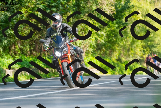 20250928110444_-R028587_r2