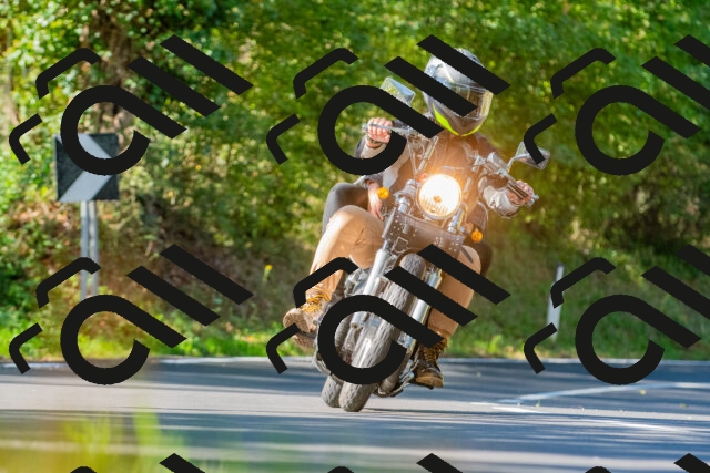 20250928110830_-R028638_r2