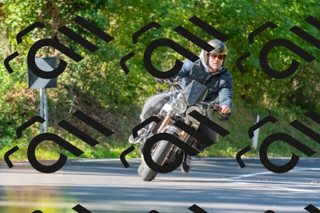 20250928110938_-R028648_r2