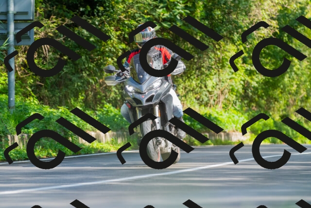 20250928111045_-R028670_r2