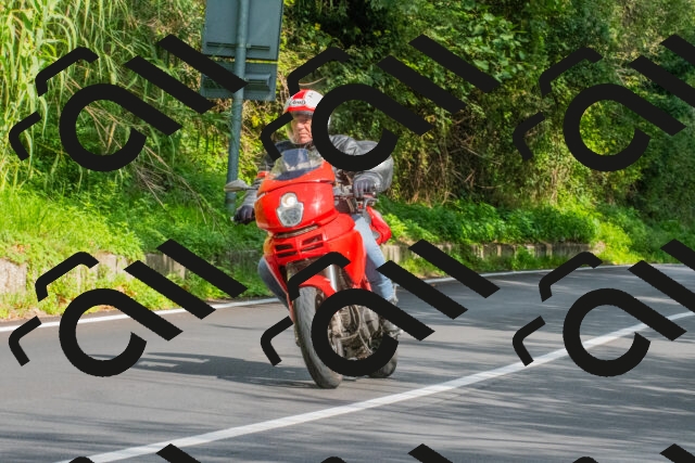 20250928120405_-R028823_r2