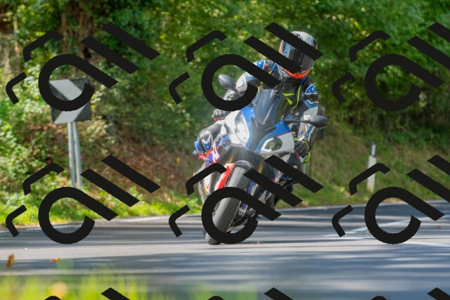 20250928120951_-R028936_r2