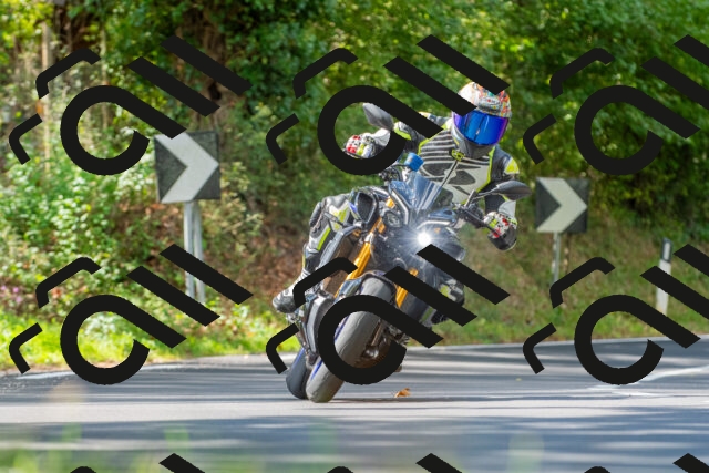 20250928121938_-R029095_r2