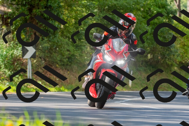 20250928122742_-R029127_r2