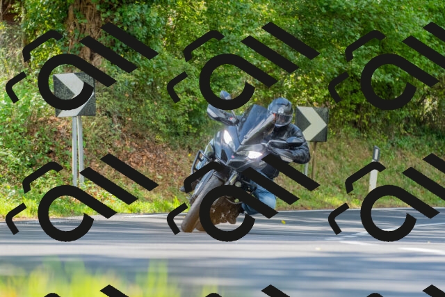 20250928122947_-R029136_r2