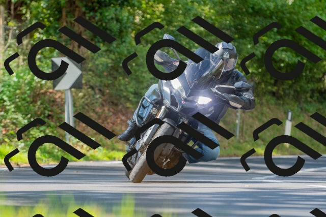 20250928122947_-R029138_r2