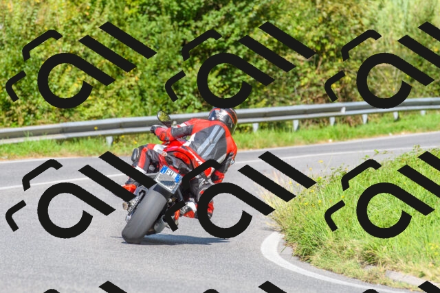 20250928110516-R01_5910_r1