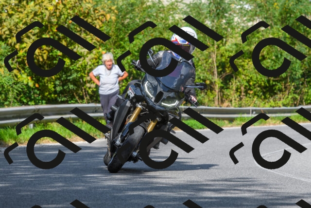 20250928110730-R01_5961_r1