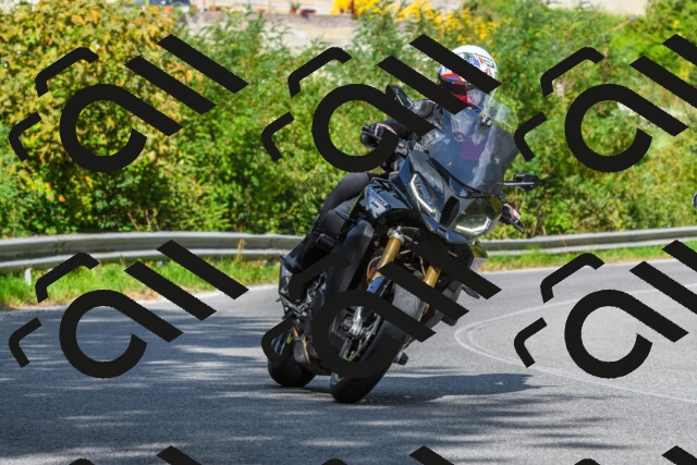 20250928110731-R01_5962_r1