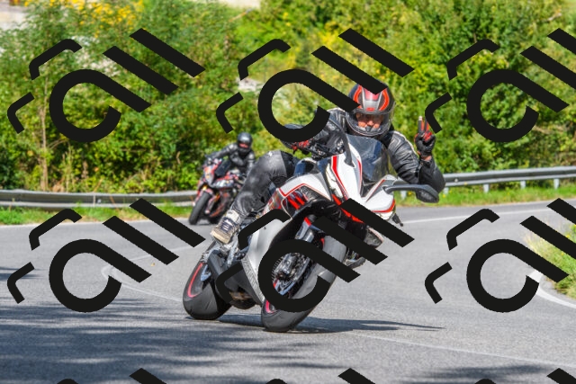 20250928111250-R01_6054_r1