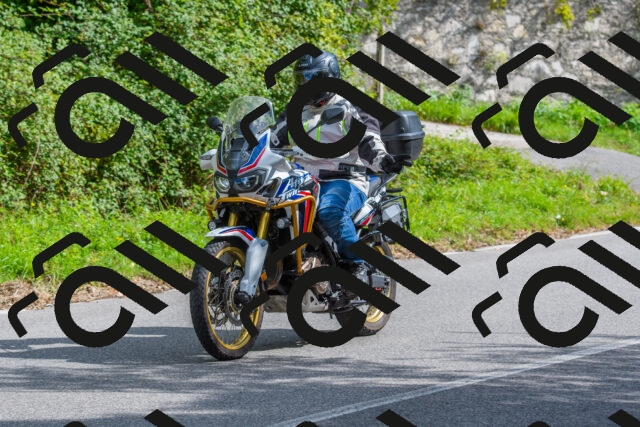 20250928123141-R01_6964_r1