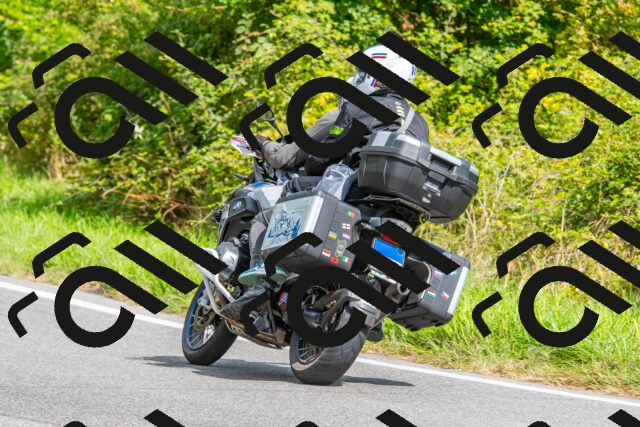 20250928124427-R01_6985_r1