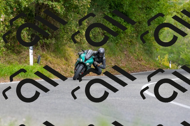 20250928125343-R01_7076_r1