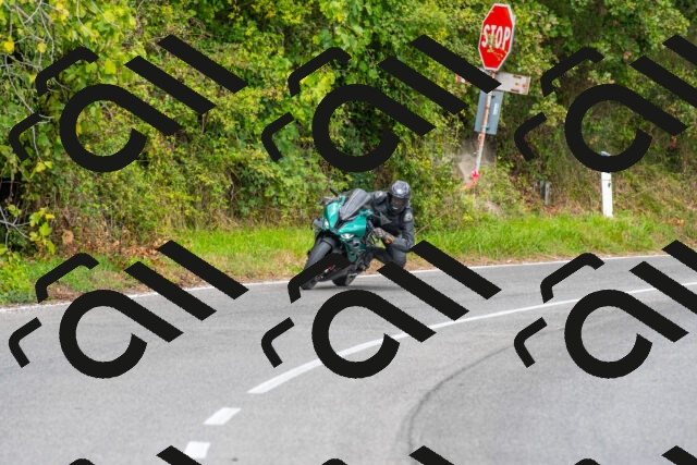 20250928125514-R01_7106_r1