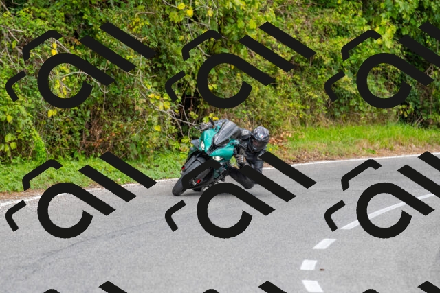 20250928125515-R01_7111_r1