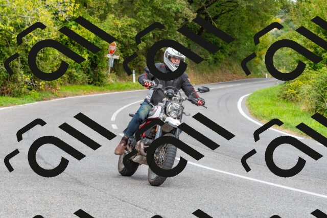 20250928125709-R01_7123_r1