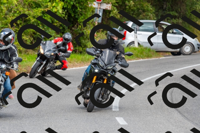 20250928125729-R01_7127_r1