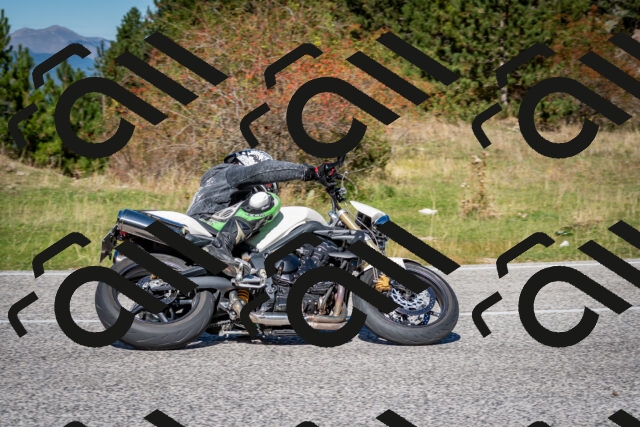 202510041201-DSC_7579_c2