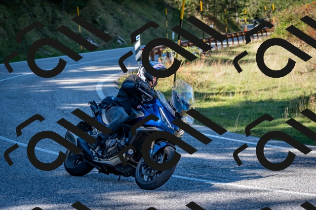 202510041204-DSC_7591_c2