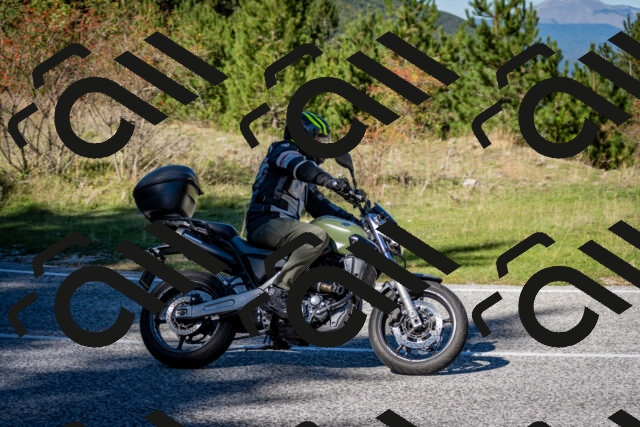 202510041243-DSC_7820_c2