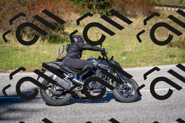 202510041254-DSC_7897_c2