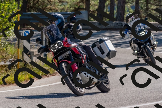 202510041055-DSC_6214_c4_