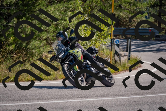 202510041115-DSC_6246_c4_