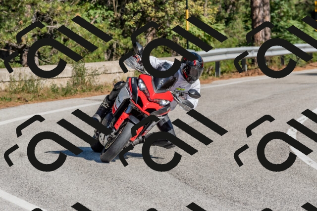 202510041148-DSC_6301_c4_