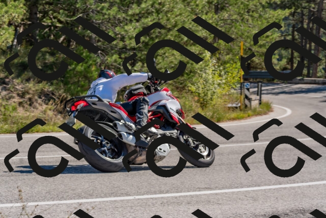 202510041148-DSC_6306_c4_