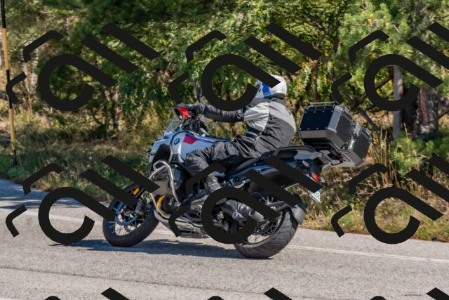 202510041148-DSC_6315_c4_