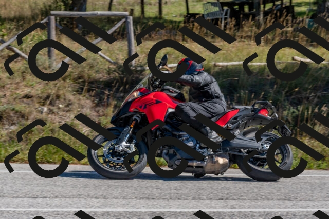 202510041158-DSC_6376_c4_