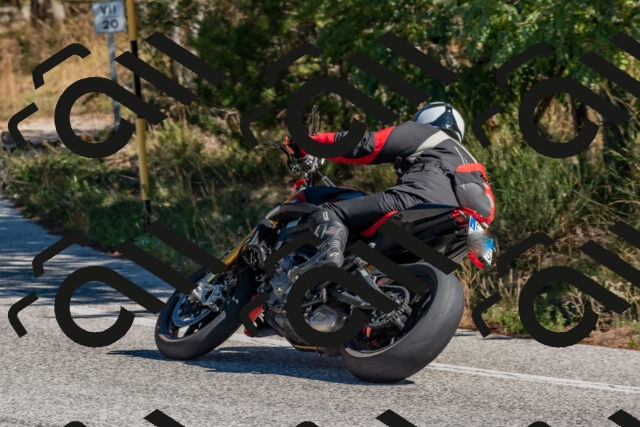 202510041200-DSC_6396_c4_