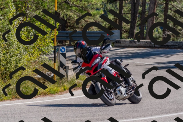 202510041200-DSC_6398_c4_