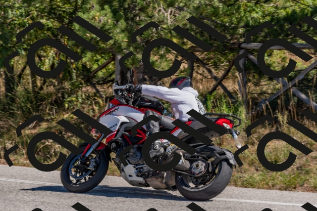 202510041200-DSC_6400_c4_