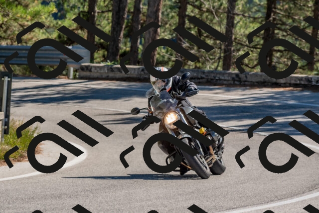 202510041222-DSC_6500_c4_