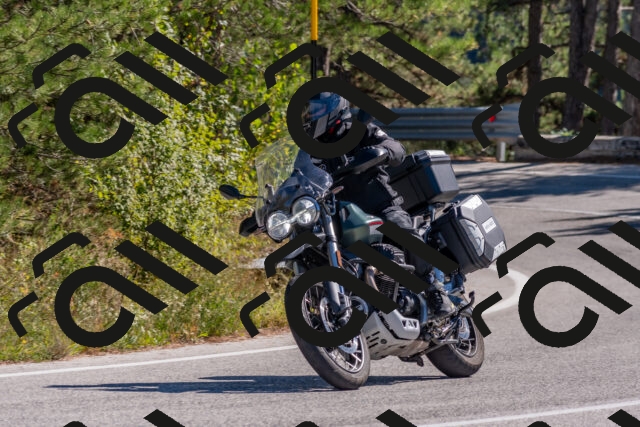 202510041223-DSC_6516_c4_