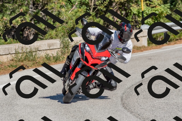 202510041229-DSC_6558_c4_