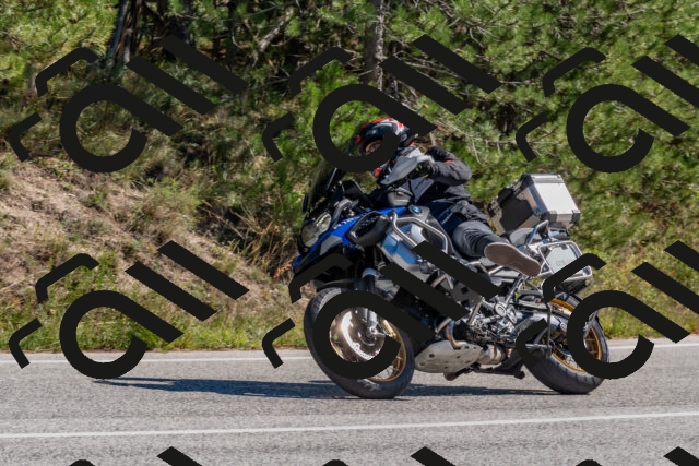 202510041236-DSC_6583_c4_